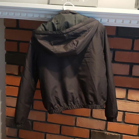 H & M Girls Spring/ Fall Jacket - Picture 3 of 4